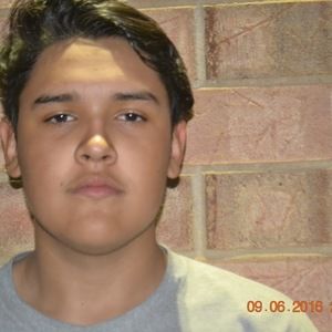 Meet your Posher, Efrain